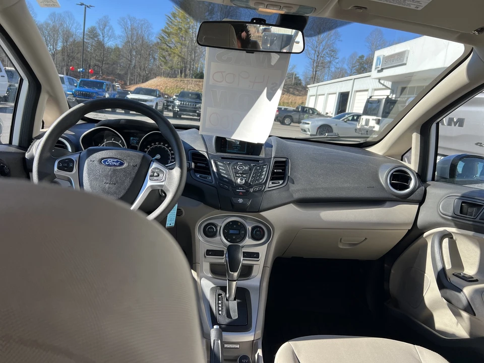 2017 Ford Fiesta - Image 12 of 21