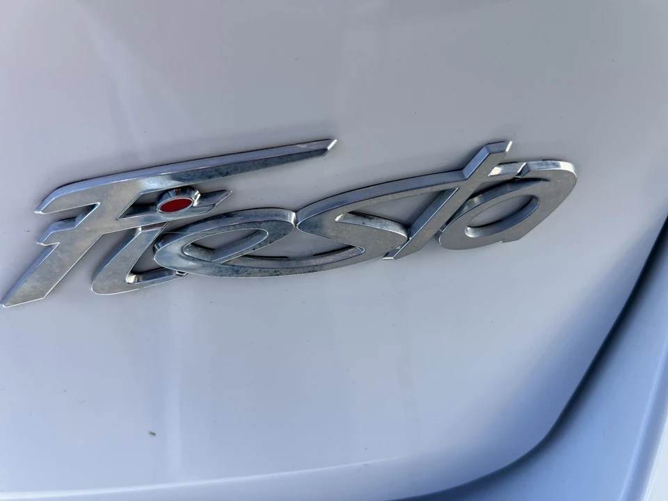 2017 Ford Fiesta - Image 7 of 12