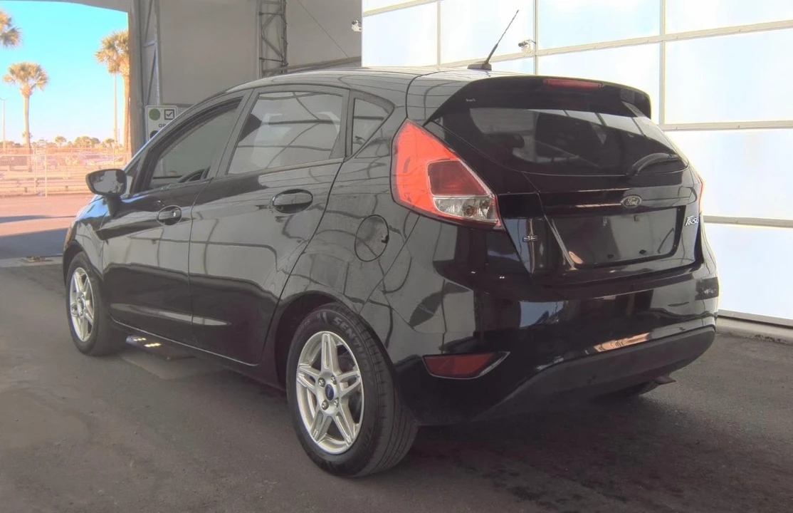 2017 Ford Fiesta - Image 6 of 10