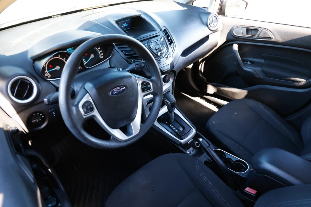 2017 Ford Fiesta - Image 4 of 12