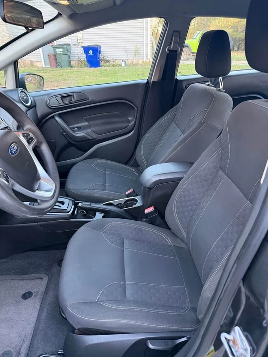 2017 Ford Fiesta - Image 6 of 13