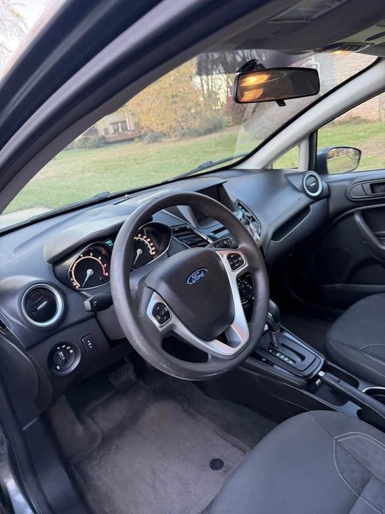 2017 Ford Fiesta - Image 5 of 13