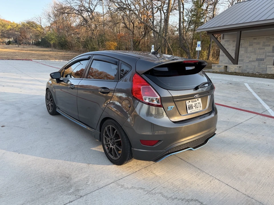 2017 Ford Fiesta - Image 2 of 8