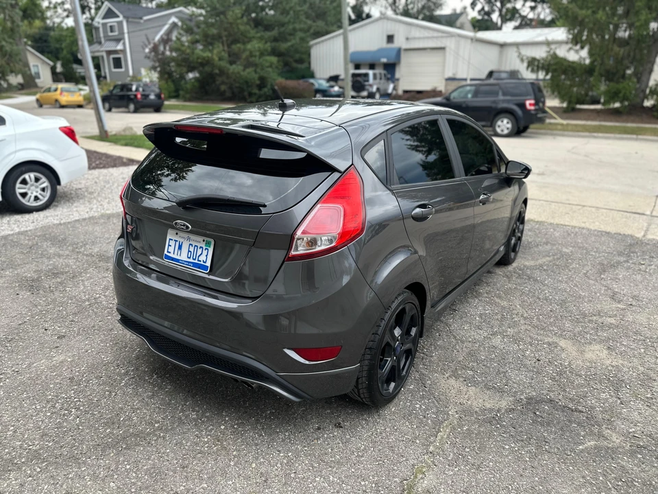 2017 Ford Fiesta - Image 12 of 31