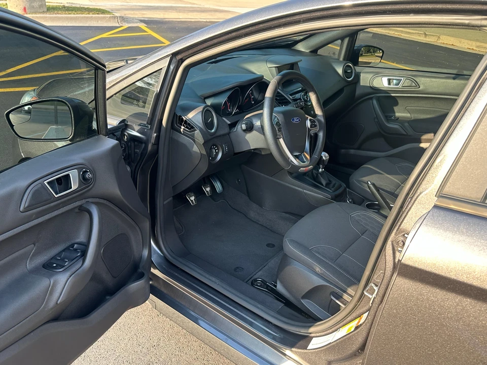 2017 Ford Fiesta - Image 29 of 31