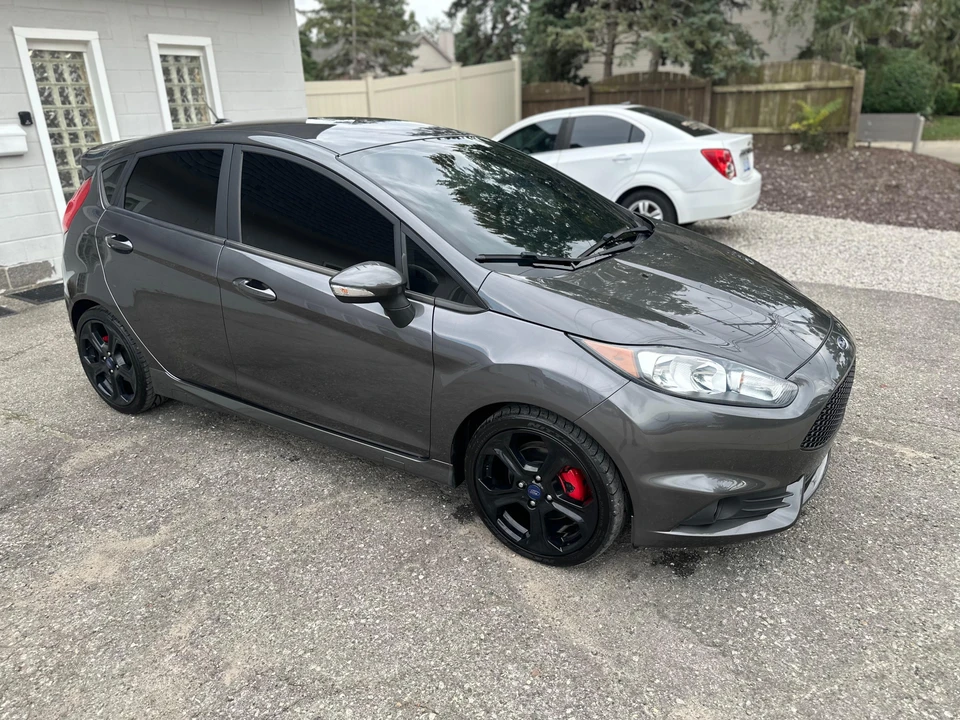 2017 Ford Fiesta - Image 13 of 31