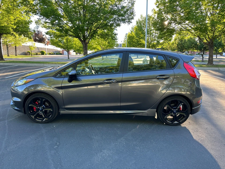 2017 Ford Fiesta - Image 12 of 28