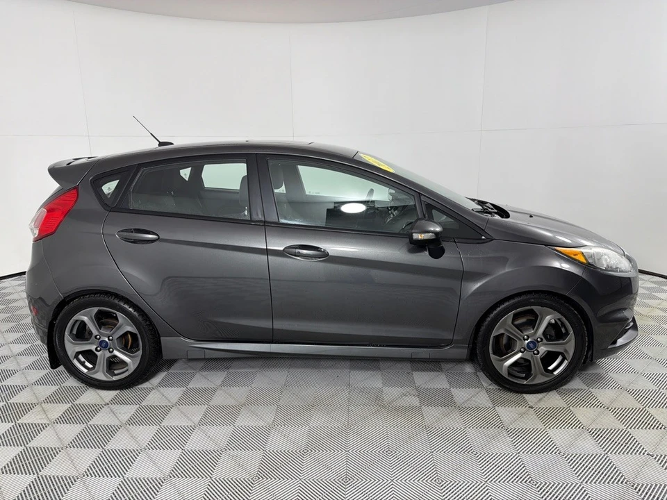 2017 Ford Fiesta - Image 4 of 12
