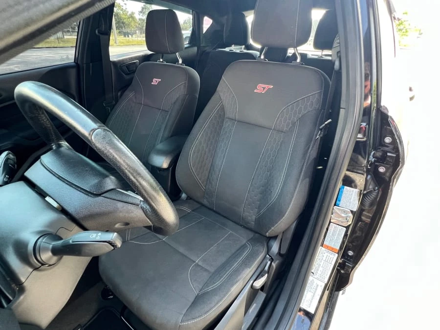 2017 Ford Fiesta - Image 7 of 14