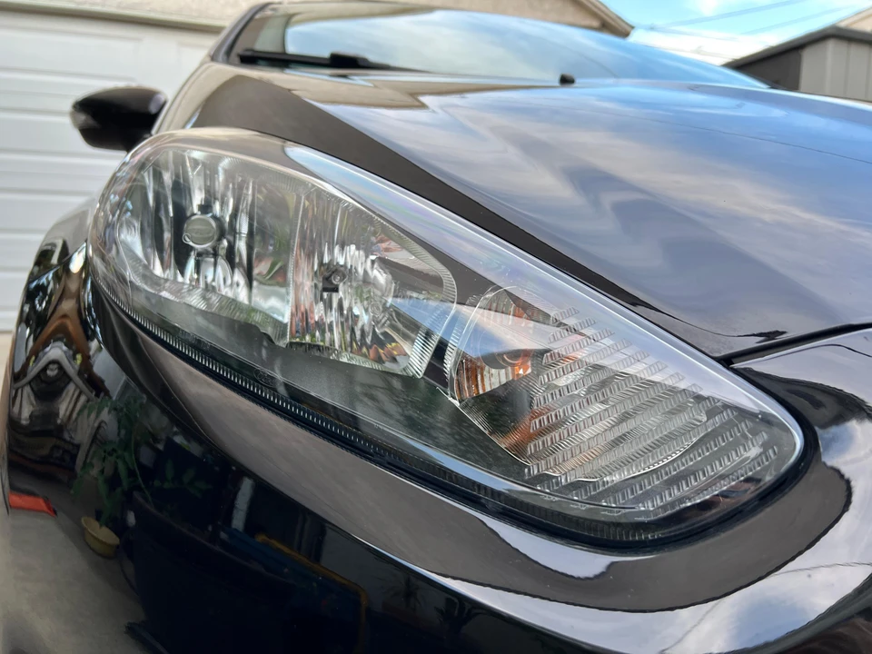 2017 Ford Fiesta - Image 13 of 31