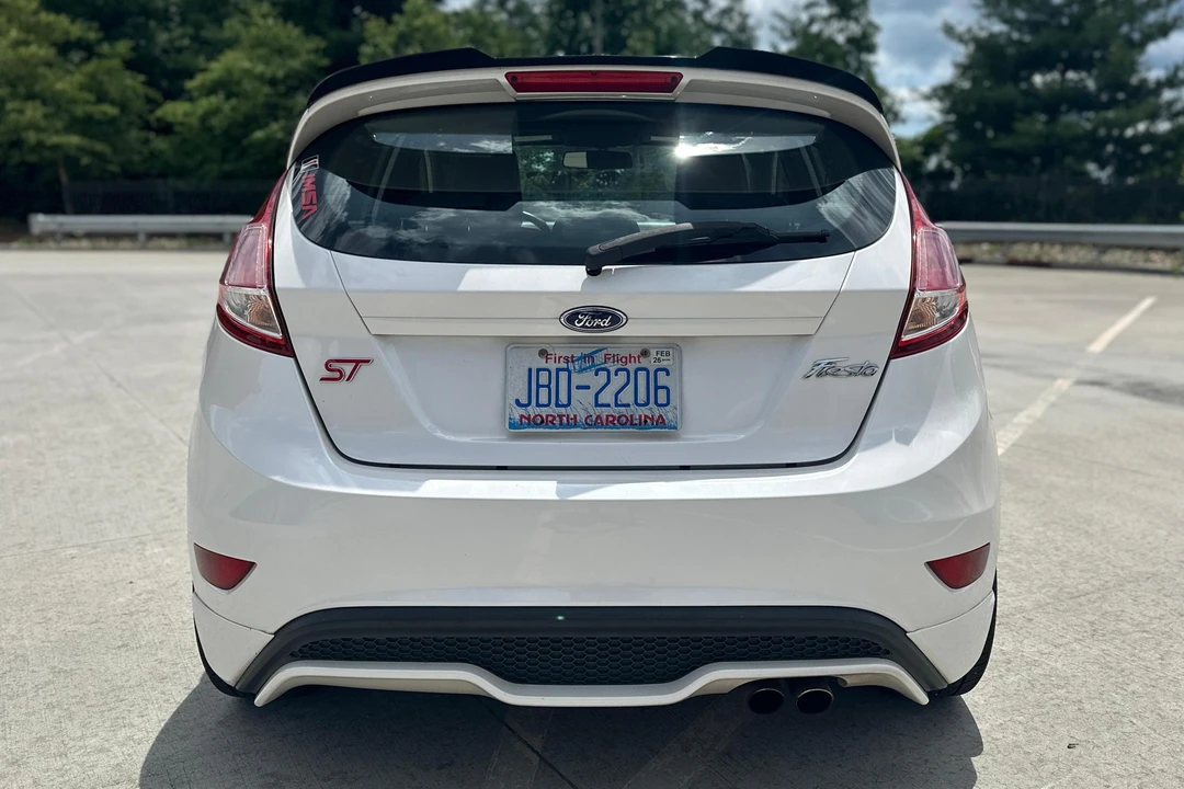 2017 Ford Fiesta - Image 5 of 31