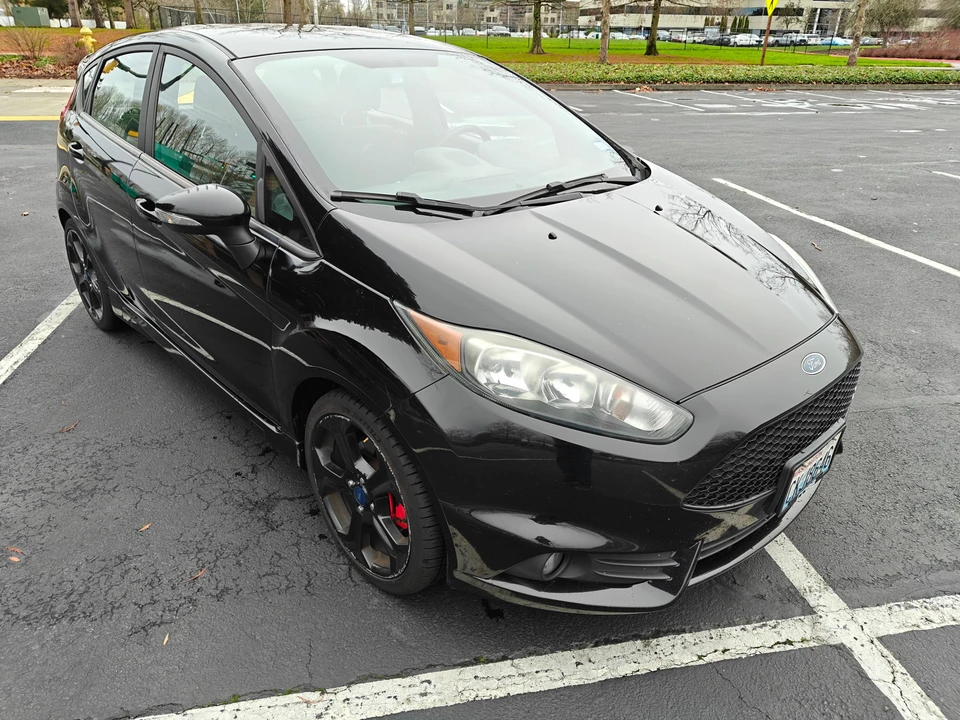 2017 Ford Fiesta - Image 11 of 31