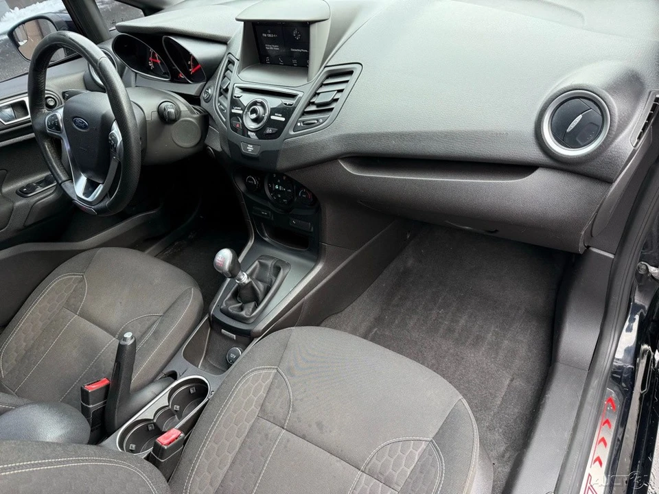 2017 Ford Fiesta - Image 15 of 21