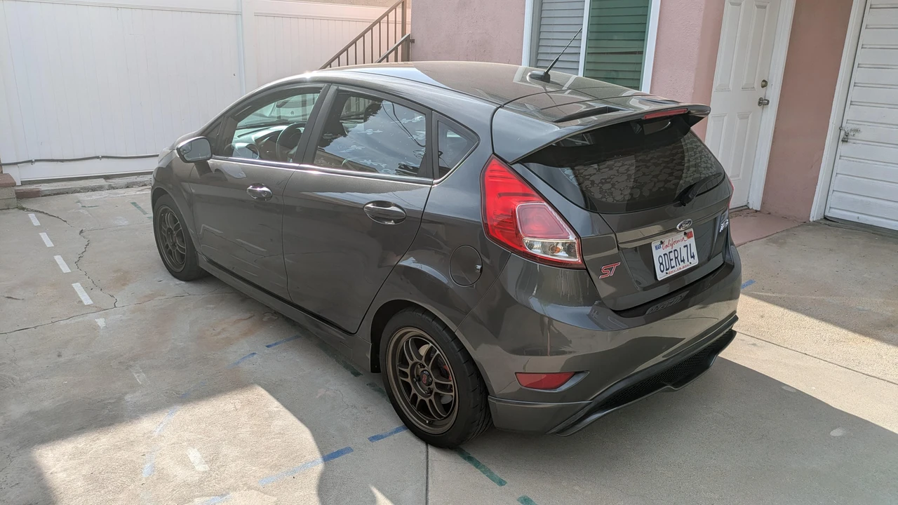 2017 Ford Fiesta - Image 9 of 31