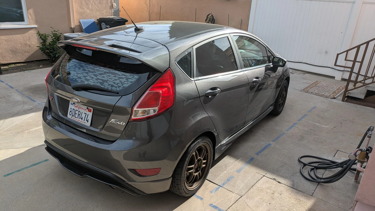 2017 Ford Fiesta - Image 10 of 31