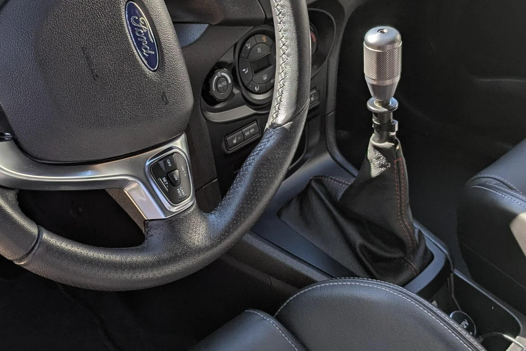 2017 Ford Fiesta - Image 24 of 31