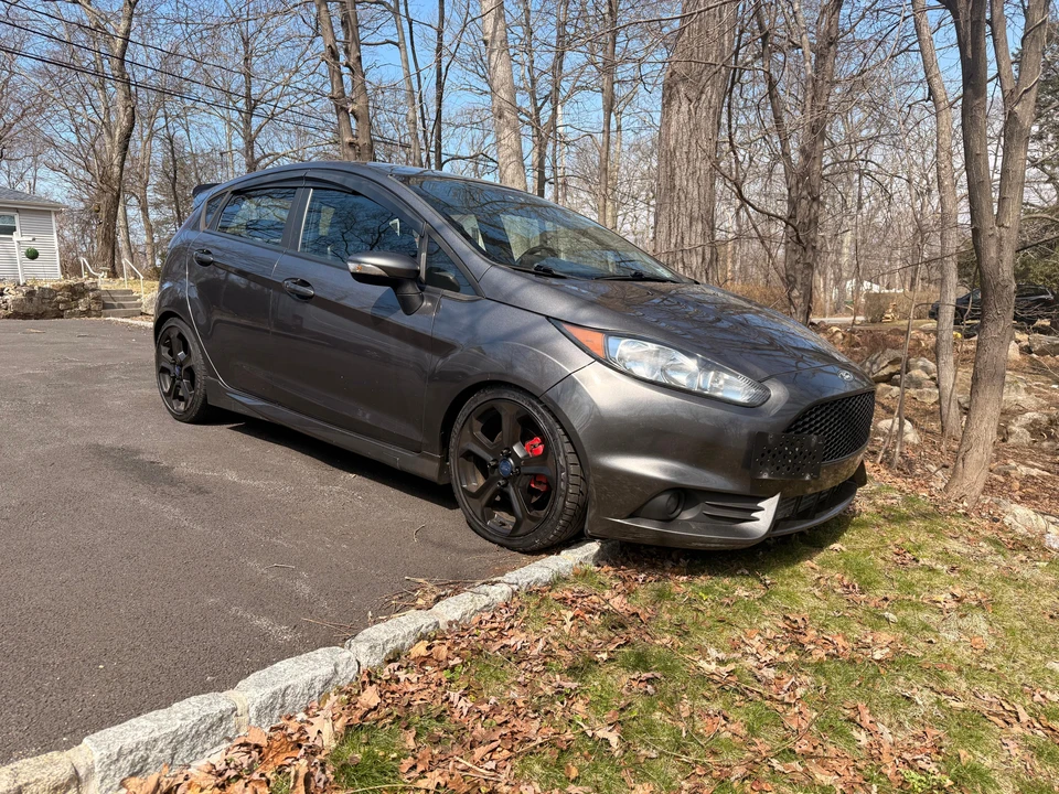 2017 Ford Fiesta - Image 11 of 31