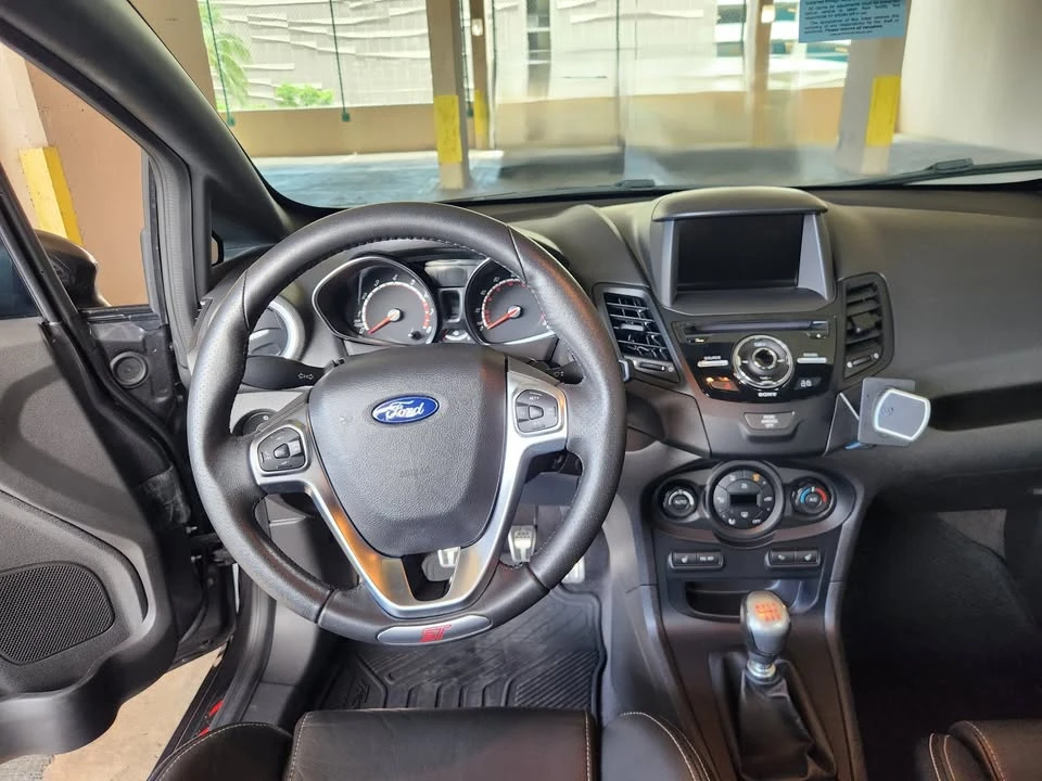 2017 Ford Fiesta - Image 9 of 19