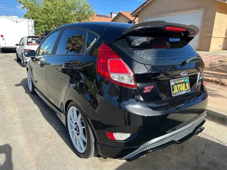 2017 Ford Fiesta - Image 2 of 8