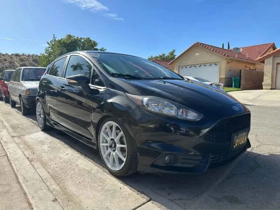 2017 Ford Fiesta - Image 4 of 8