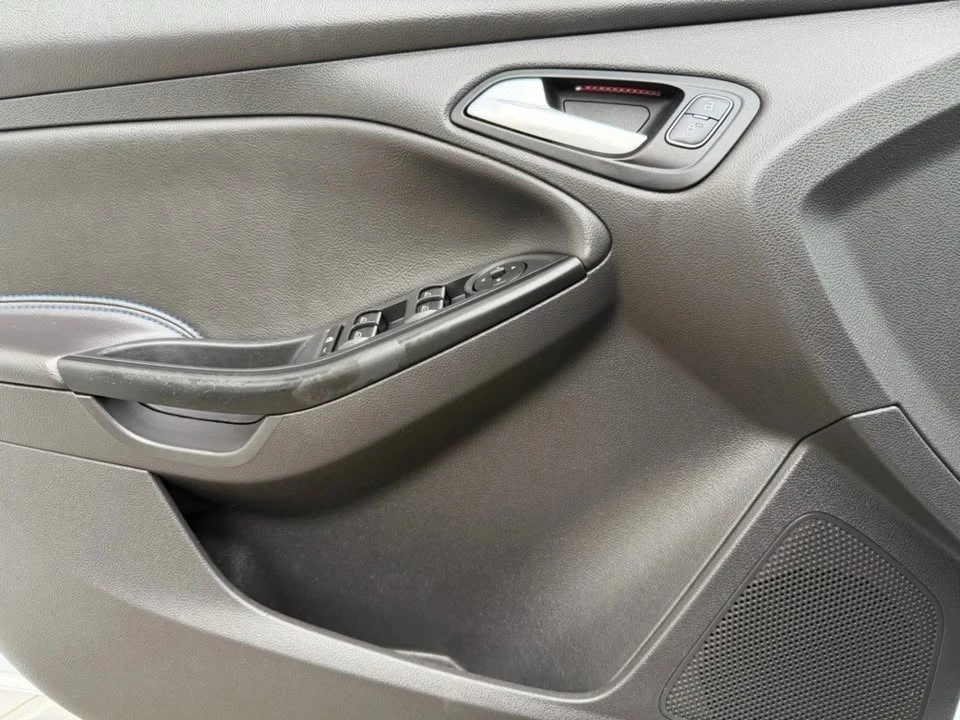 2017 Ford Focus 3rd Gen - Image 9 of 20