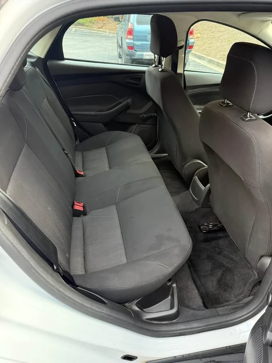 2017 Ford Focus 3rd Gen - Image 5 of 8