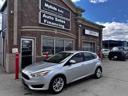 2017 Ford Focus SE Hatchback