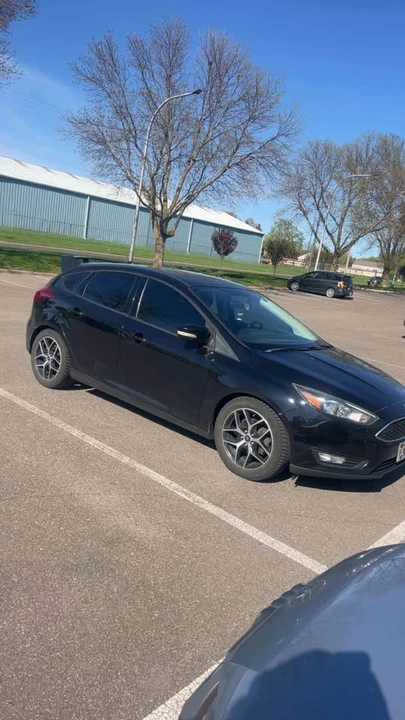 2017 Ford Focus 3rd Gen - Image 2 of 5