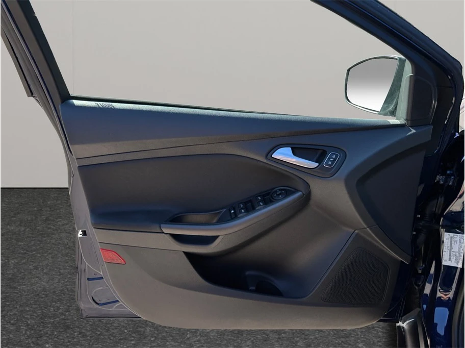 2017 Ford Focus 3rd Gen - Image 16 of 21