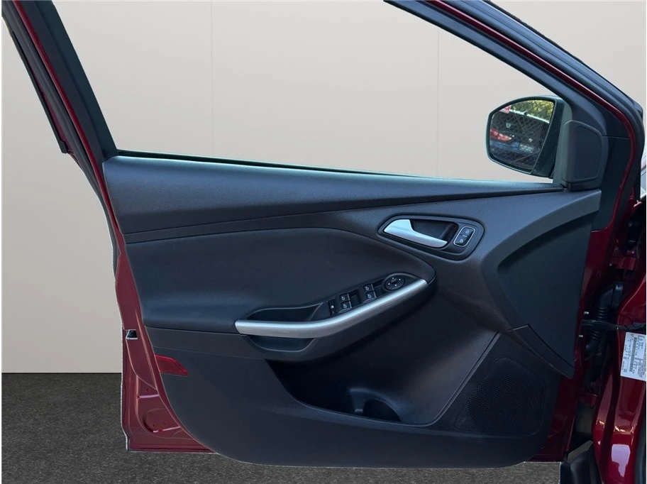 2017 Ford Focus 3rd Gen - Image 20 of 21