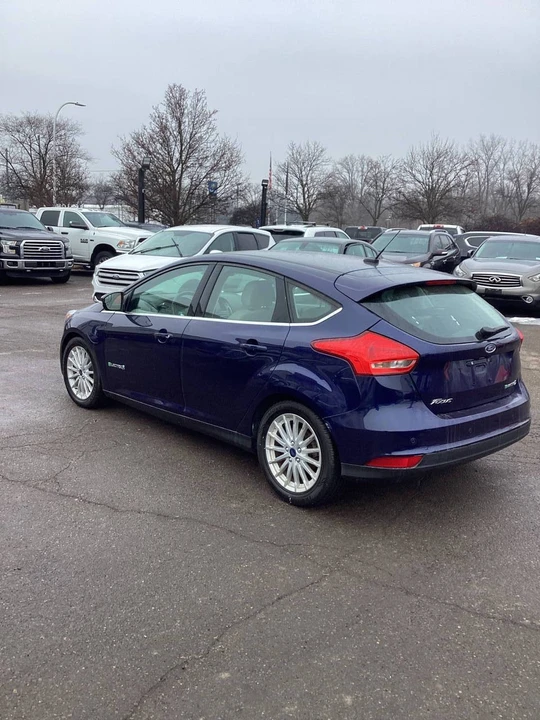 2017 Ford Focus 3rd Gen - Image 6 of 21