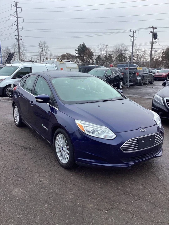 2017 Ford Focus 3rd Gen - Image 2 of 21