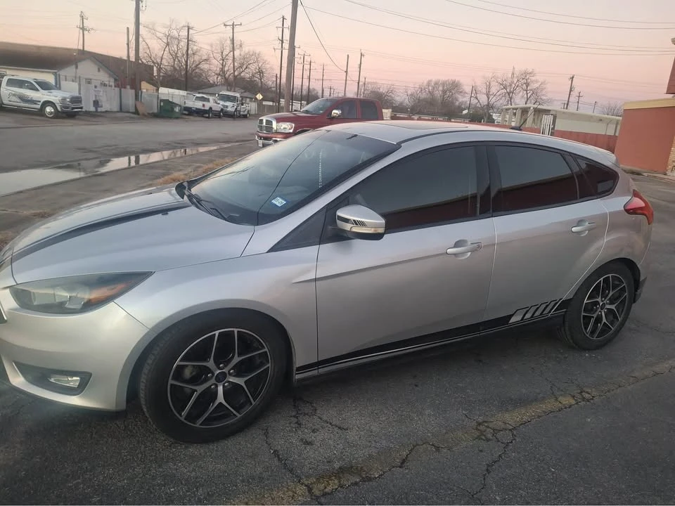 2017 Ford Focus 3rd Gen - Image 2 of 3