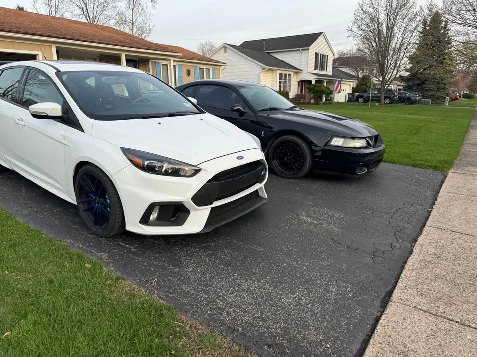 2017 Ford Focus RS 3rd Gen - Image 2 of 2