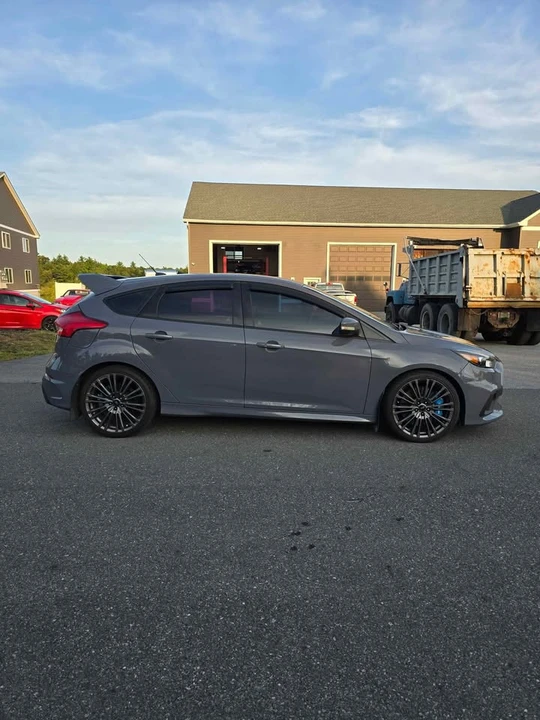 2017 Ford Focus RS 3rd Gen - Image 2 of 8