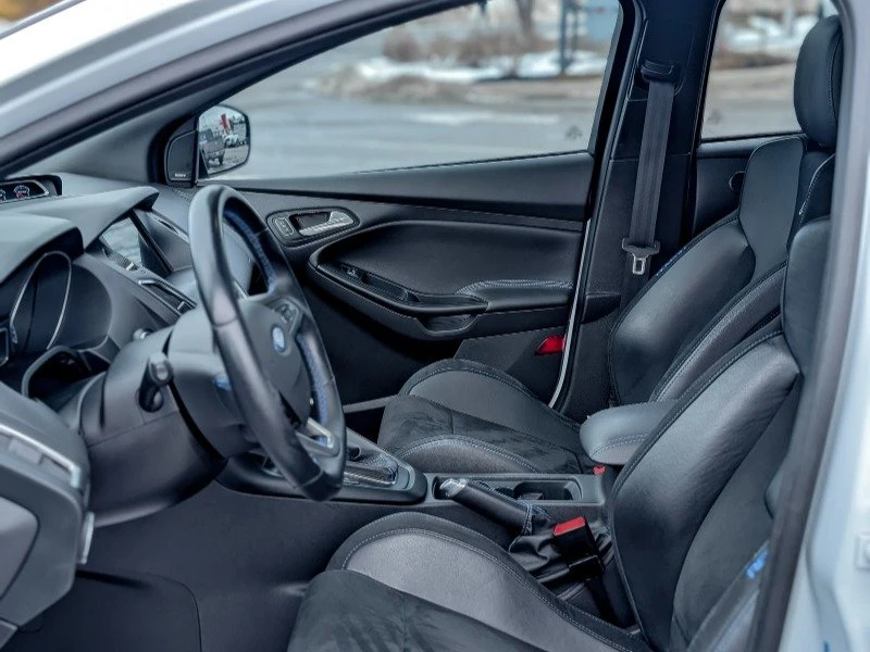 2017 Ford Focus RS 3rd Gen - Image 8 of 10