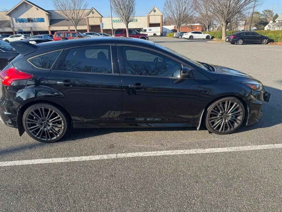 2017 Ford Focus RS 3rd Gen - Image 8 of 15