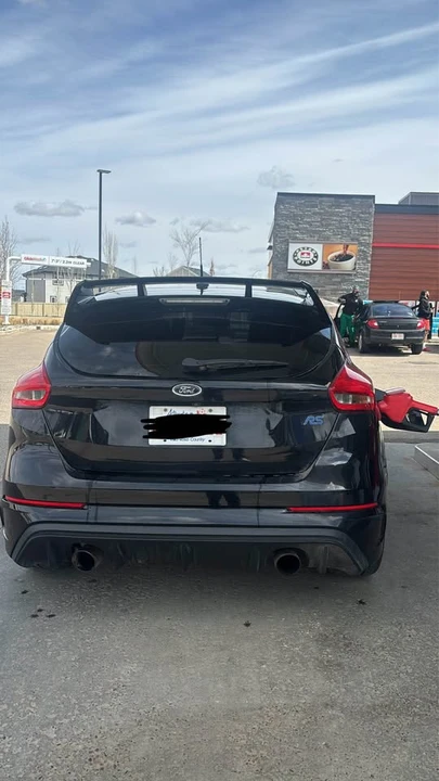 2017 Ford Focus RS 3rd Gen - Image 2 of 2