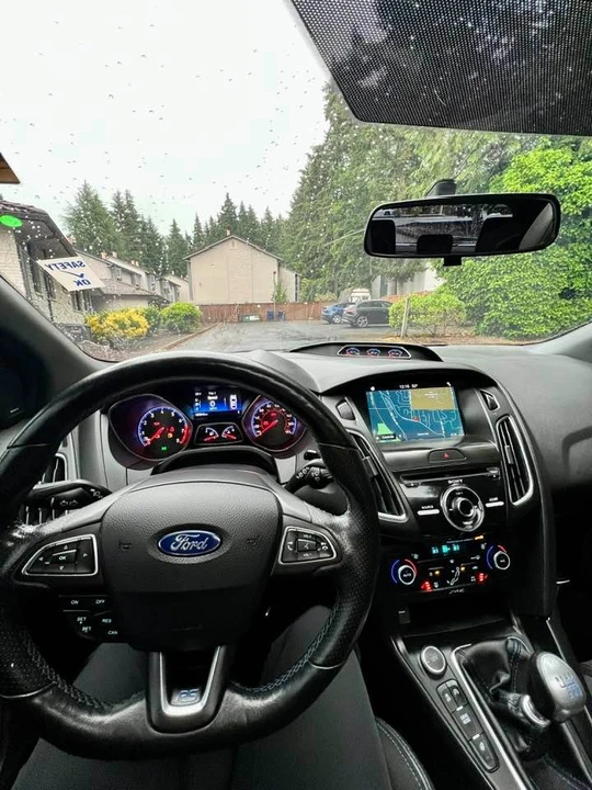 2017 Ford Focus - Image 2 of 10