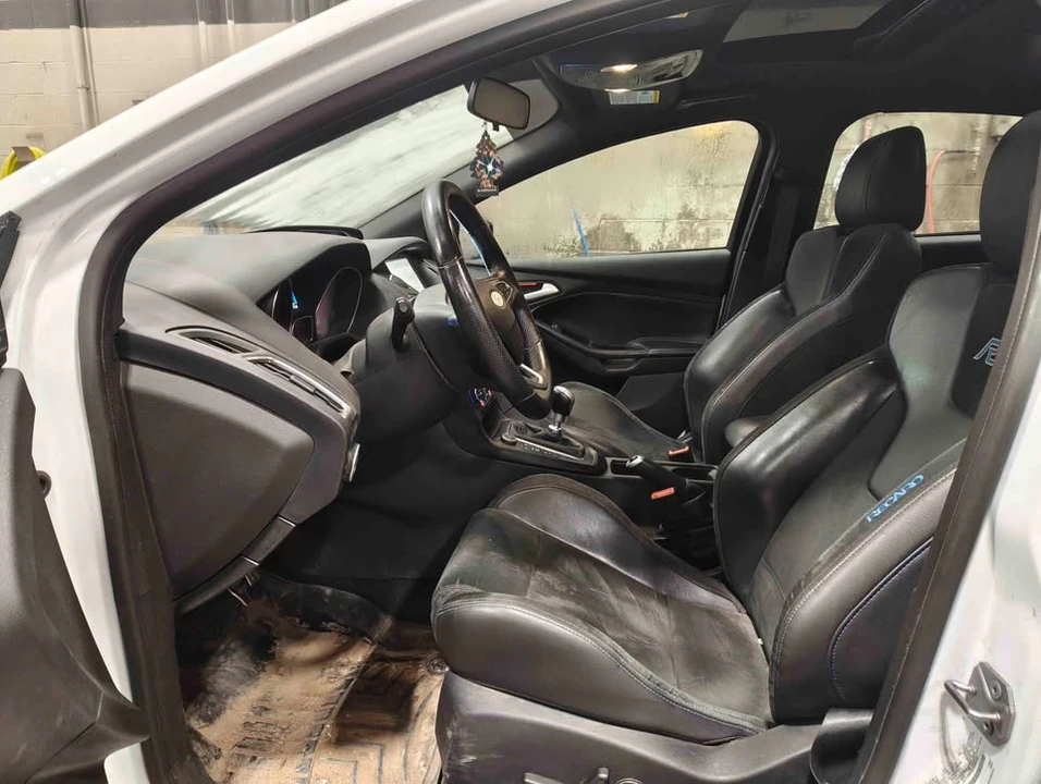 2017 Ford Focus RS 3rd Gen - Image 5 of 6