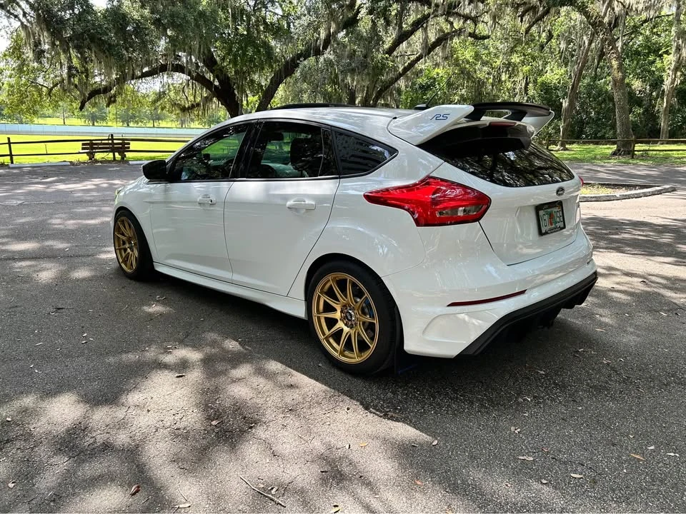 2017 Ford Focus RS 3rd Gen - Image 5 of 19