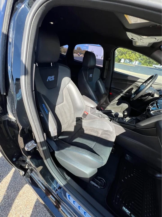 2017 Ford Focus RS 3rd Gen - Image 9 of 12