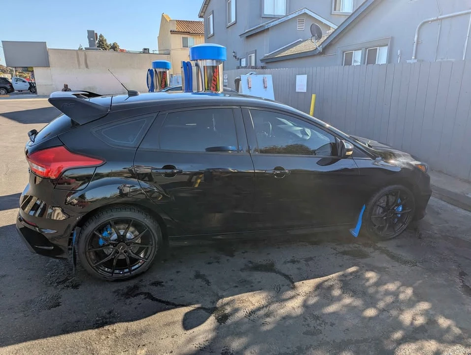2017 Ford Focus RS 3rd Gen - Image 3 of 8
