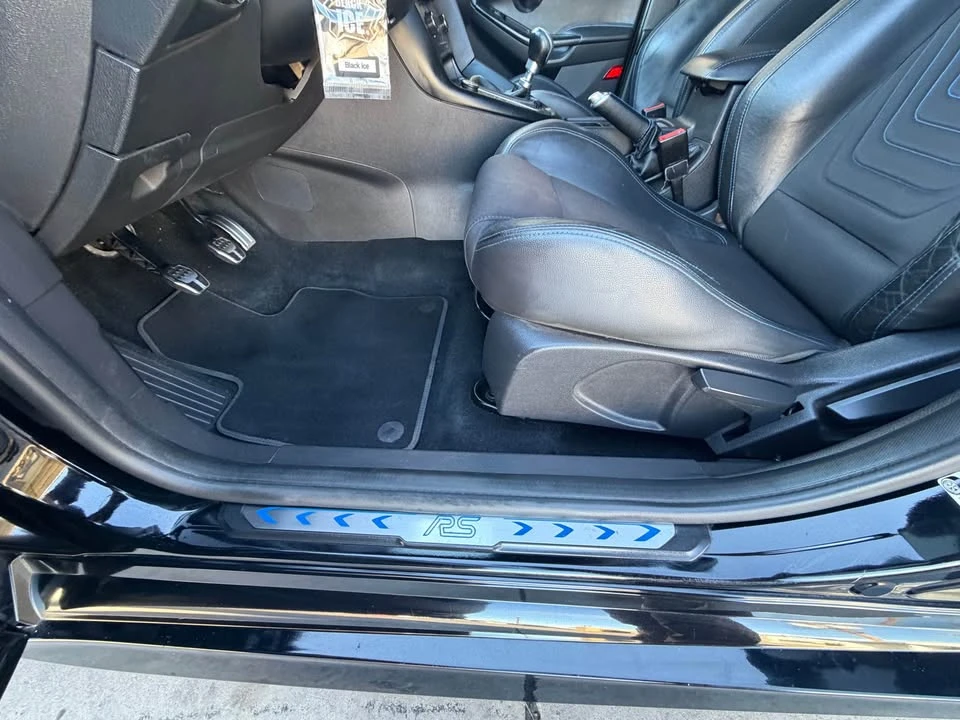 2017 Ford Focus RS 3rd Gen - Image 6 of 8