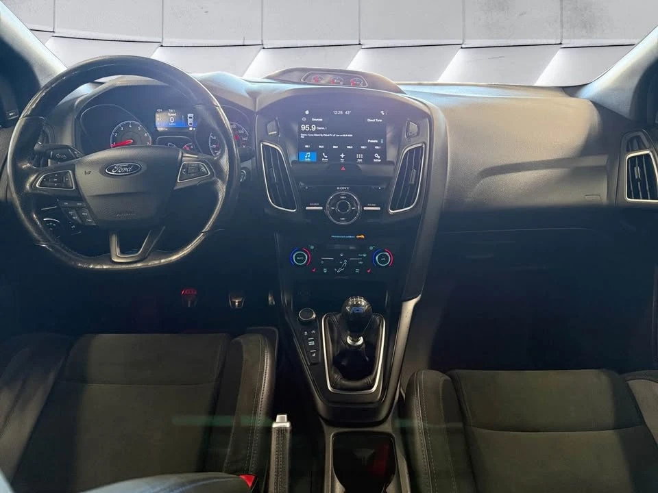 2017 Ford Focus RS 3rd Gen - Image 9 of 20