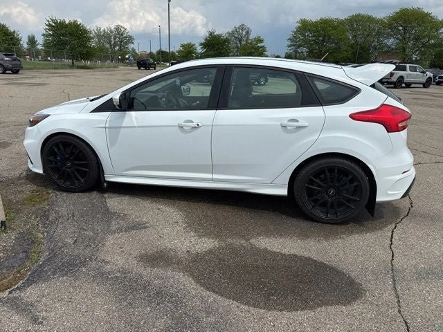 2017 Ford Focus RS 3rd Gen - Image 2 of 14
