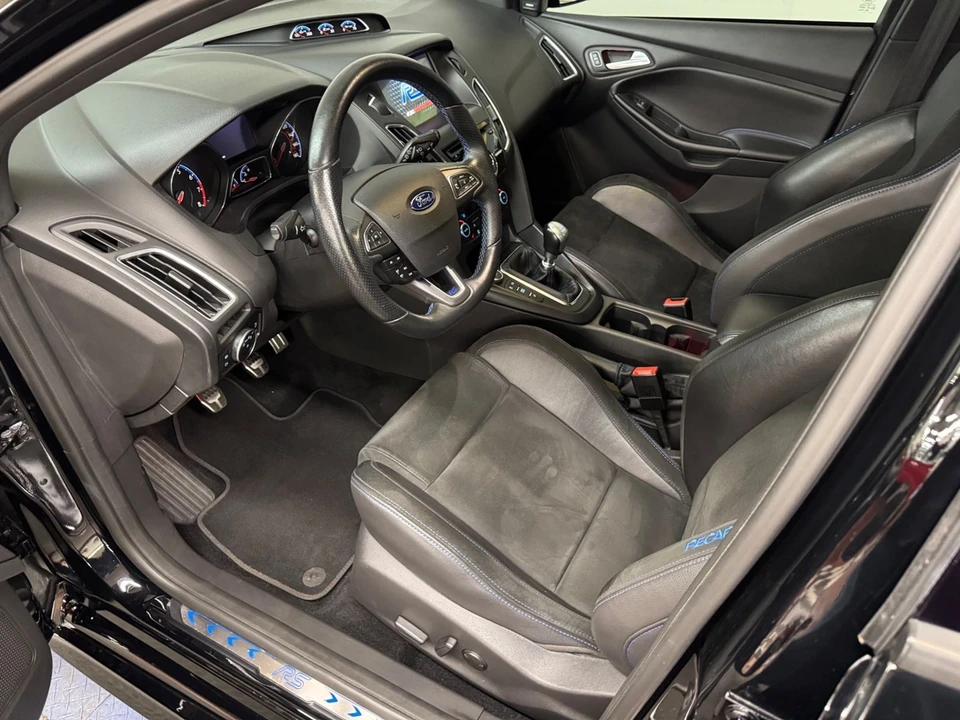 2017 Ford Focus RS 3rd Gen - Image 16 of 21