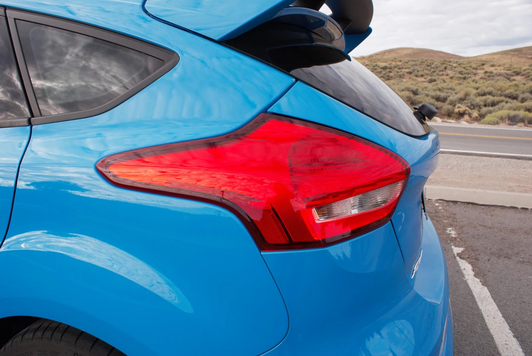 2017 Ford Focus RS 3rd Gen - Image 15 of 31