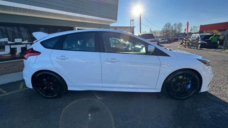 2017 Ford Focus RS 3rd Gen - Image 7 of 12