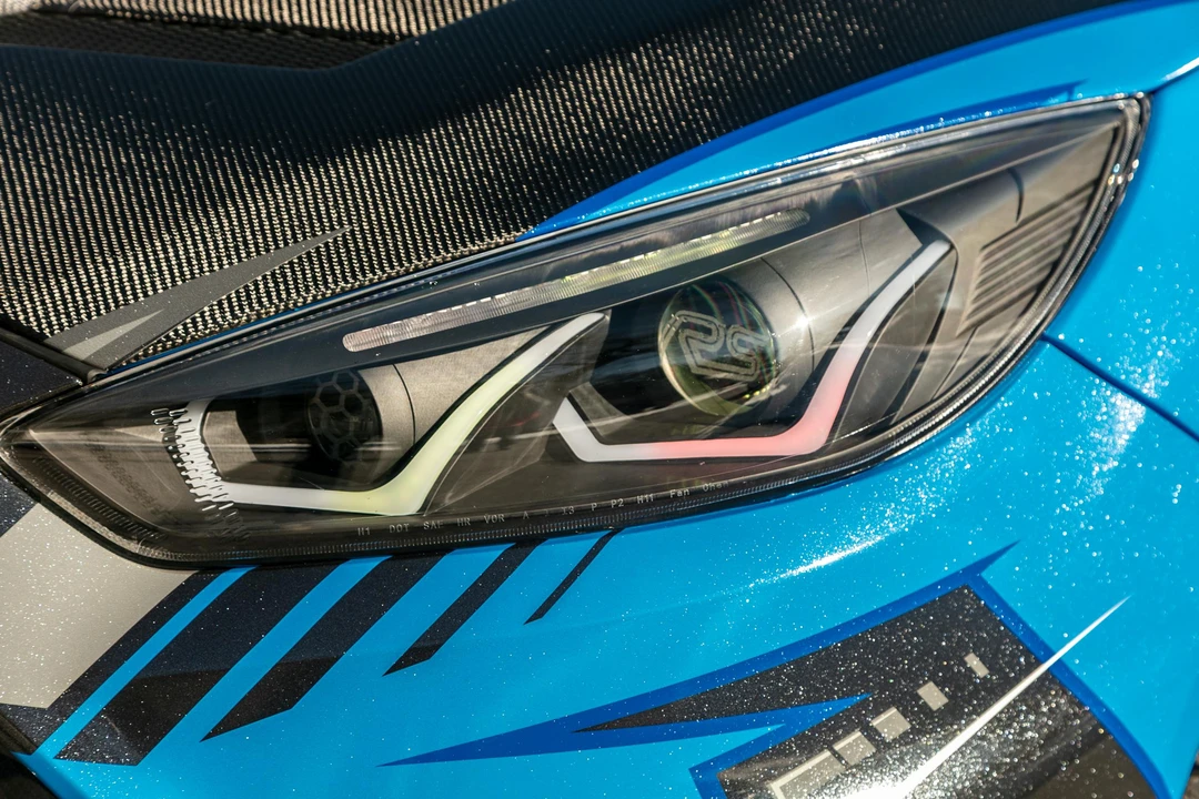 2017 Ford Focus RS 3rd Gen - Image 16 of 30
